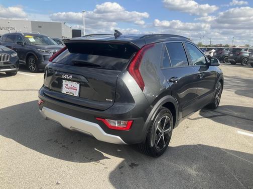 2023 Kia Niro EX