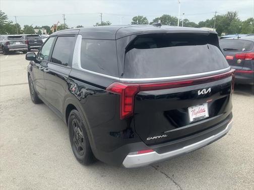 2025 Kia Carnival LXS