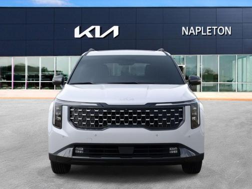 Snow White Pearl 2026 Kia Carnival SX