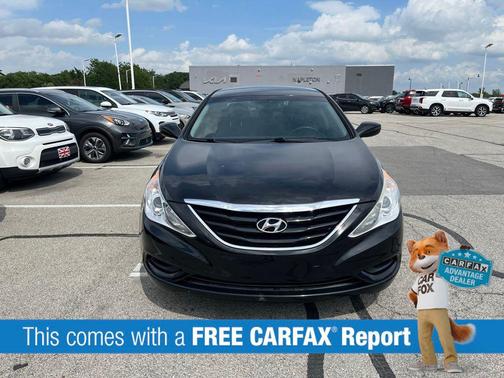 Midnight Black Mica 2012 Hyundai SONATA GLS