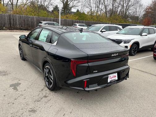 2025 Kia K4 GT-Line