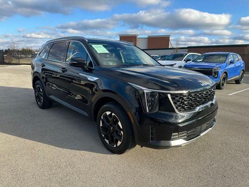 2024 Kia Sorento S