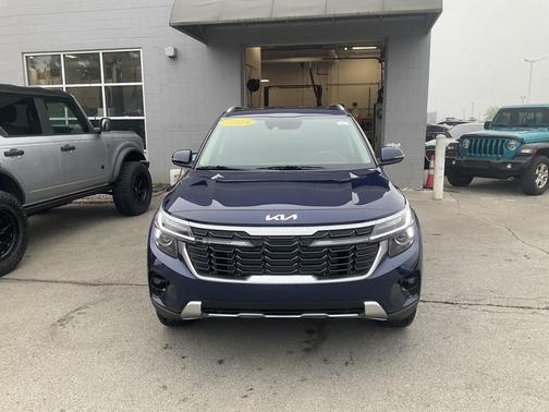 2025 Kia Seltos EX
