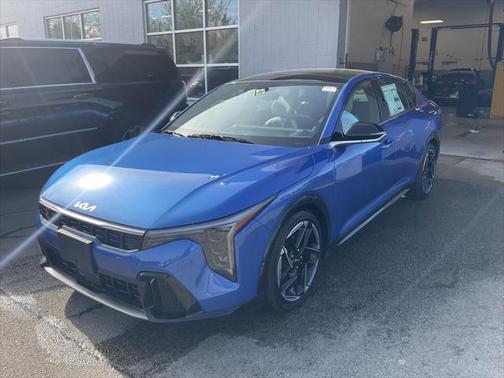 2025 Kia K4 GT-Line