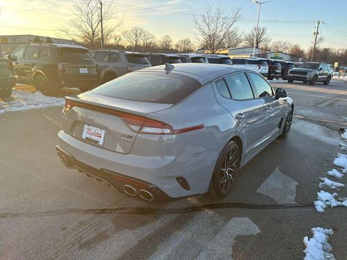 2022 Kia Stinger GT-Line