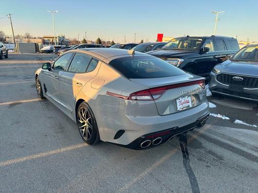 2022 Kia Stinger GT-Line