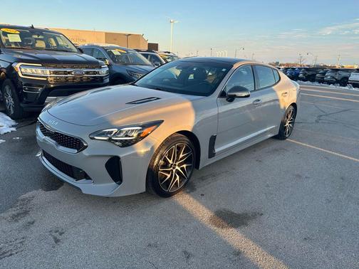 2022 Kia Stinger GT-Line