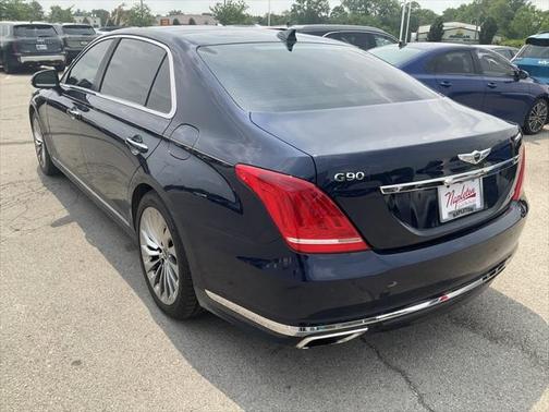 2018 Genesis G90 Premium