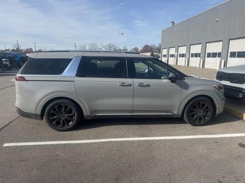 2022 Kia Carnival SX Prestige