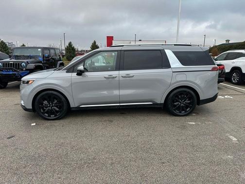 2022 Kia Carnival SX Prestige