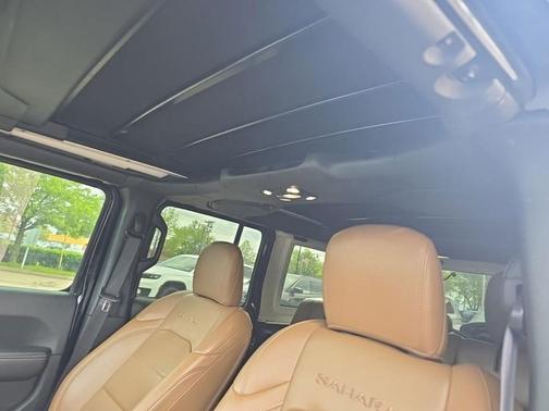 Black Clearcoat 2023 Jeep Wrangler 4xe Sahara