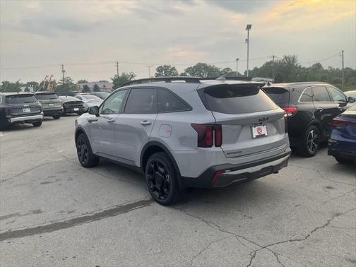 2025 Kia Sorento EX