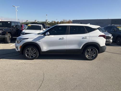 2023 Kia Seltos LX