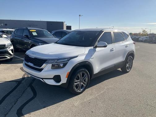 2023 Kia Seltos LX