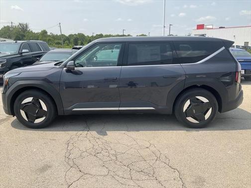 2026 Kia EV9 Light Long Range
