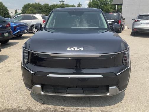 2026 Kia EV9 Light Long Range