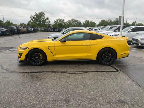 Triple Yellow Tri-Coat 2015 Ford Mustang GT