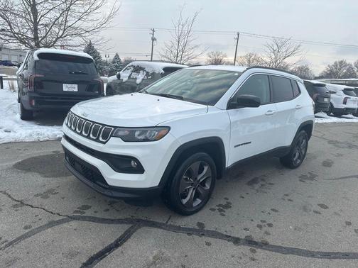 2022 Jeep Compass Latitude Lux