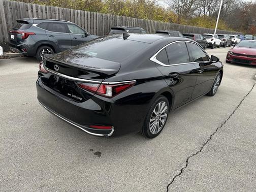 2021 Lexus ES 250 Base