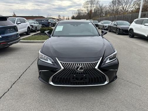 2021 Lexus ES 250 Base