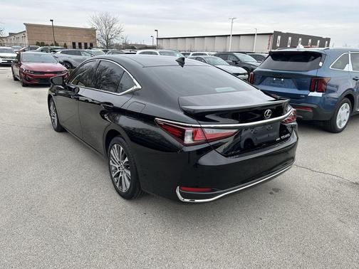 2021 Lexus ES 250 Base