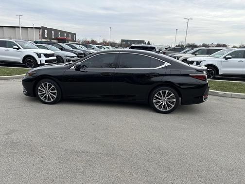 2021 Lexus ES 250 Base