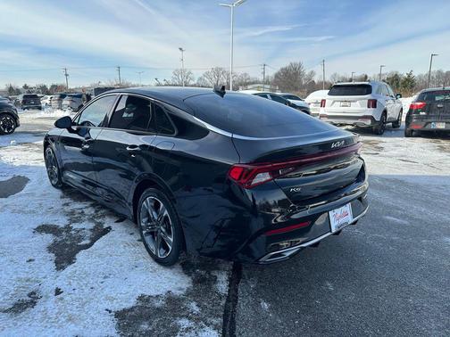 2022 Kia K5 EX