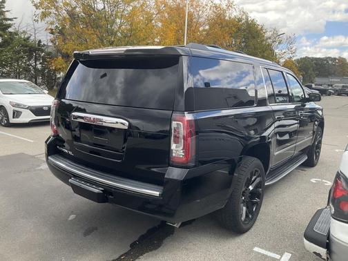 2017 GMC Yukon XL Denali