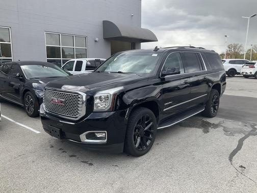 2017 GMC Yukon XL Denali