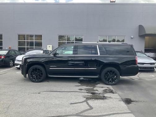 2017 GMC Yukon XL Denali