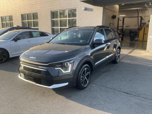2025 Kia Niro EX