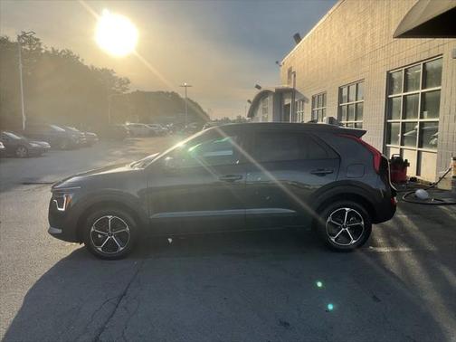 2025 Kia Niro EX