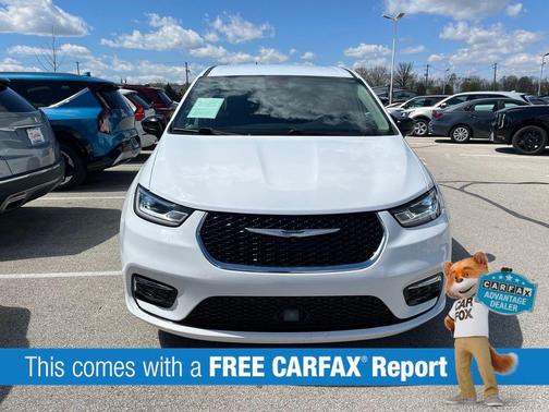 2024 Chrysler Pacifica Hybrid Select