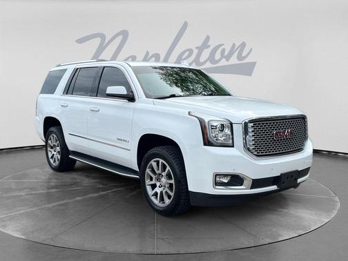 Summit White 2017 GMC Yukon Denali