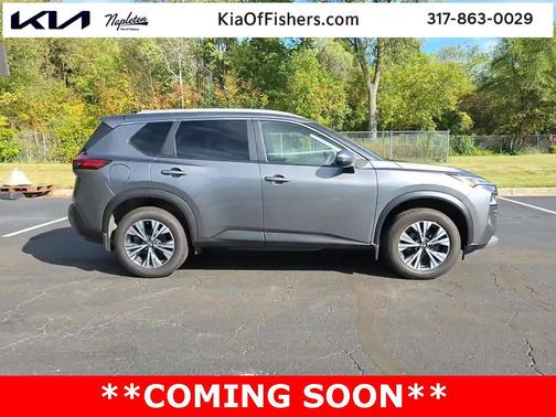 2022 Nissan Rogue SV