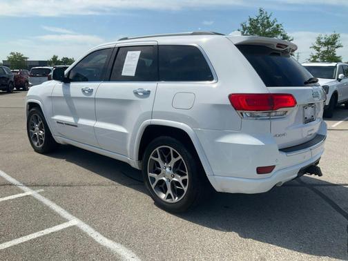 Bright White Clearcoat 2019 Jeep Grand Cherokee Overland