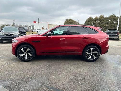 2024 Jaguar F-PACE P250 R-Dynamic S