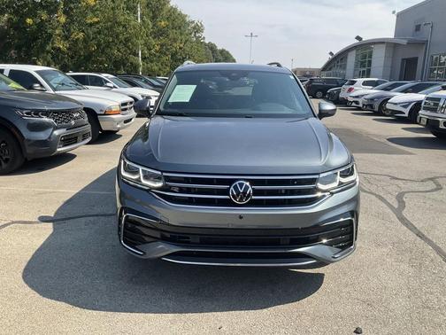 2022 Volkswagen Tiguan 2.0T SEL R-Line 4MOTION