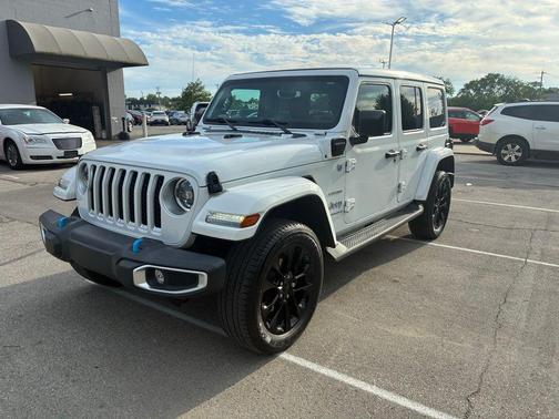 Bright White Clearcoat 2023 Jeep Wrangler 4xe Sahara