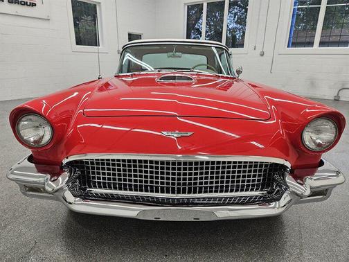 1957 Ford Thunderbird Base