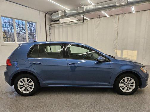 2016 Volkswagen Golf TSI S 4-Door
