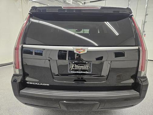 2019 Cadillac Escalade Premium Luxury