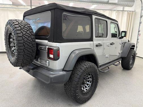 Billet Silver Metallic Clear Coat 2018 Jeep Wrangler Unlimited Sport