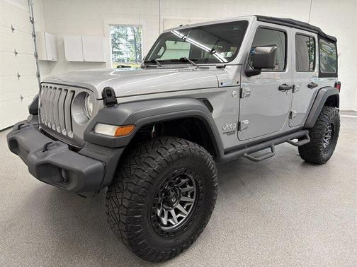 Billet Silver Metallic Clear Coat 2018 Jeep Wrangler Unlimited Sport