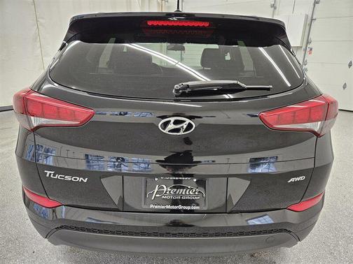 2017 Hyundai TUCSON SE Plus