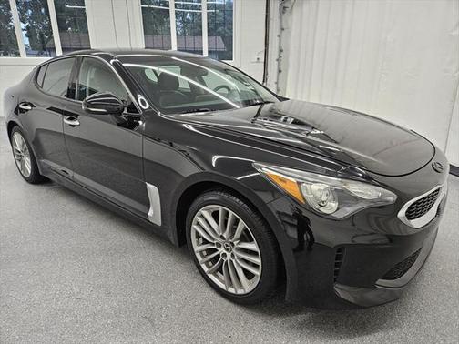 2018 Kia Stinger Base