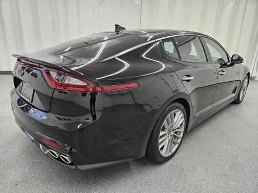 2018 Kia Stinger Base