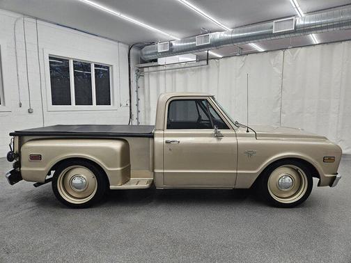 1967 Chevrolet C10/K10 Base