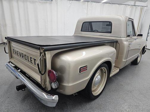 1967 Chevrolet C10/K10 Base
