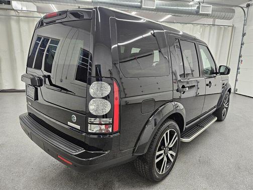 2016 Land Rover LR4 Base